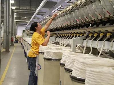 棉紡產(chǎn)業(yè)鏈驚現(xiàn)價(jià)格傳導(dǎo)失靈 上游漲聲起，下游冷風(fēng)吹